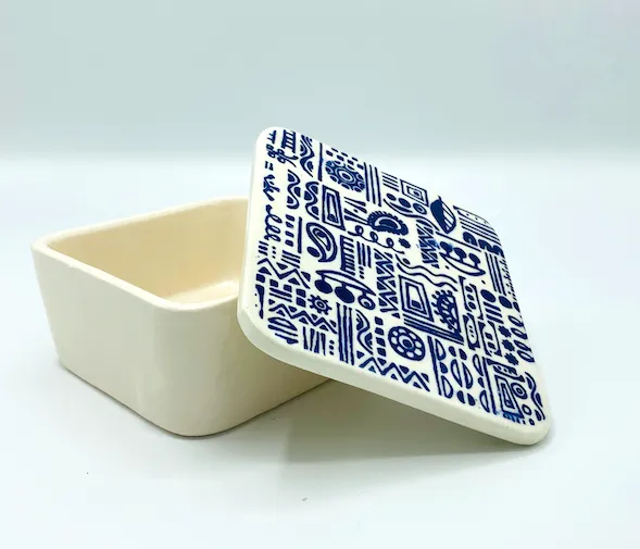 Boîte en céramique artisanale – 11 x 11 cm — réf. 5451 vue 5