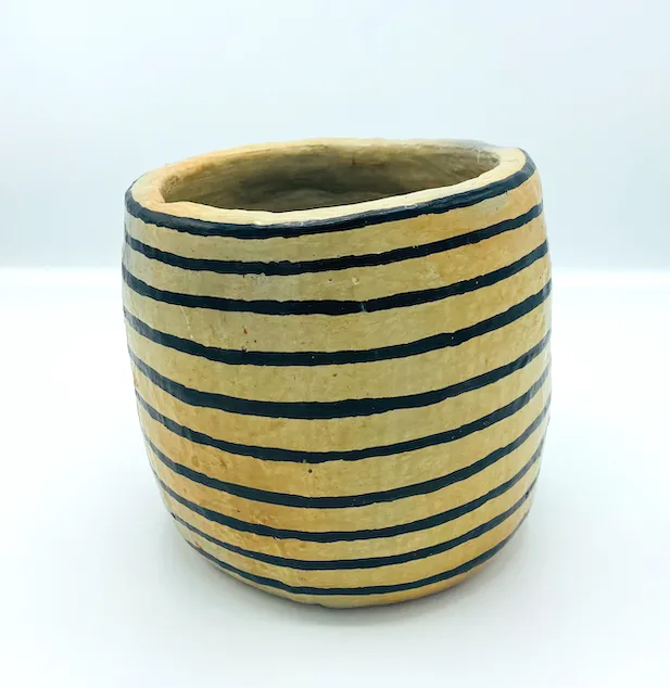 Cache-pot en terre cuite — réf. 0338 (2 vues)