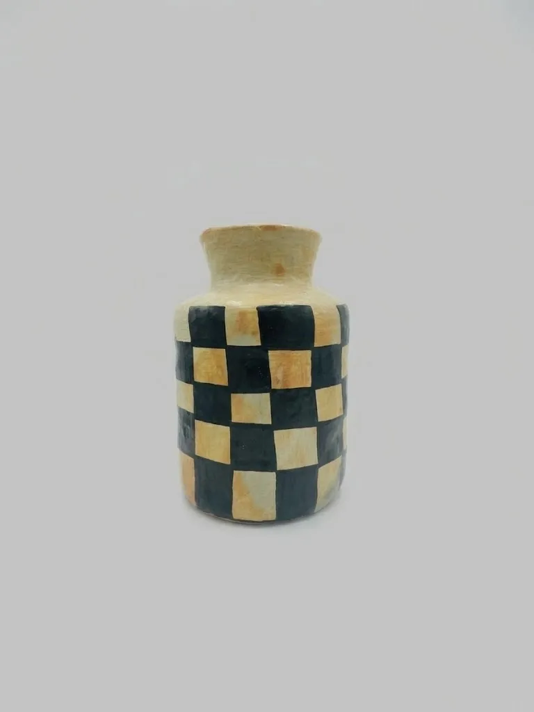 Vase en terre cuite — réf. 0404 (2 vues)