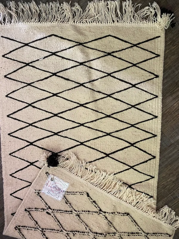 Tapis — réf. 8842 (2 vues)