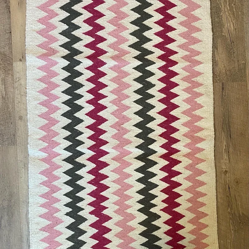 Tapis tissé — réf. 6025 (3 vues)